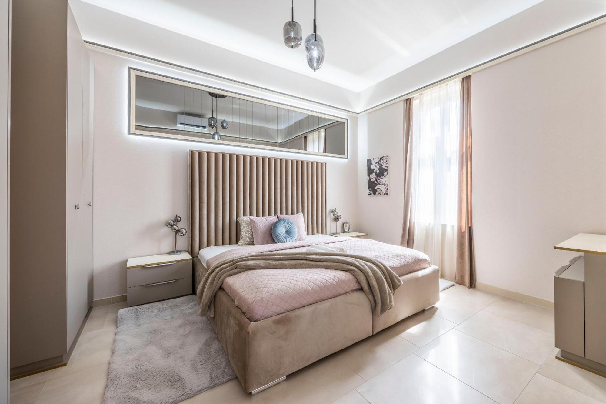 High-end Luxurious Royal In The Heart Of * Budapest