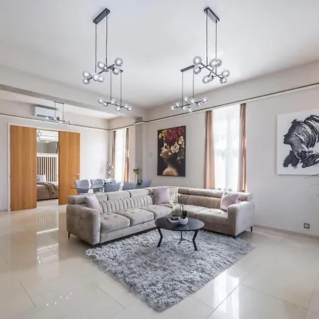 High-End Luxurious Royal Residence In The Heart Of Budapest Exterior foto