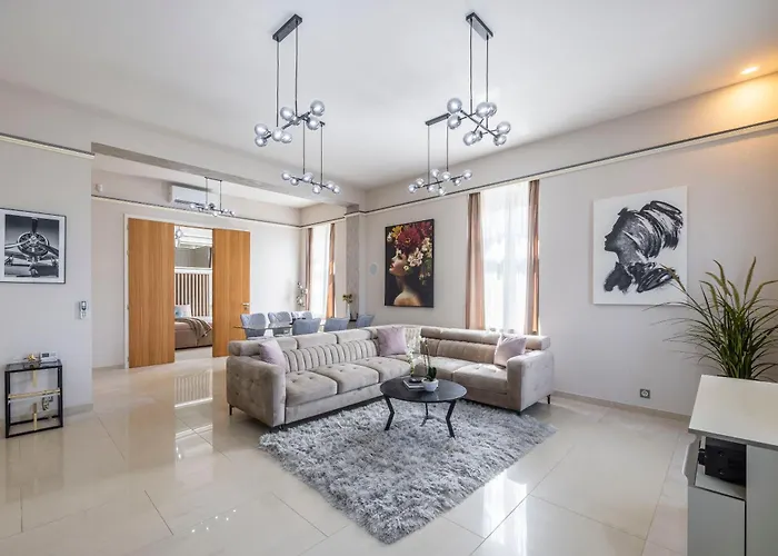 High-End Luxurious Royal Residence In The Heart Of Budapest