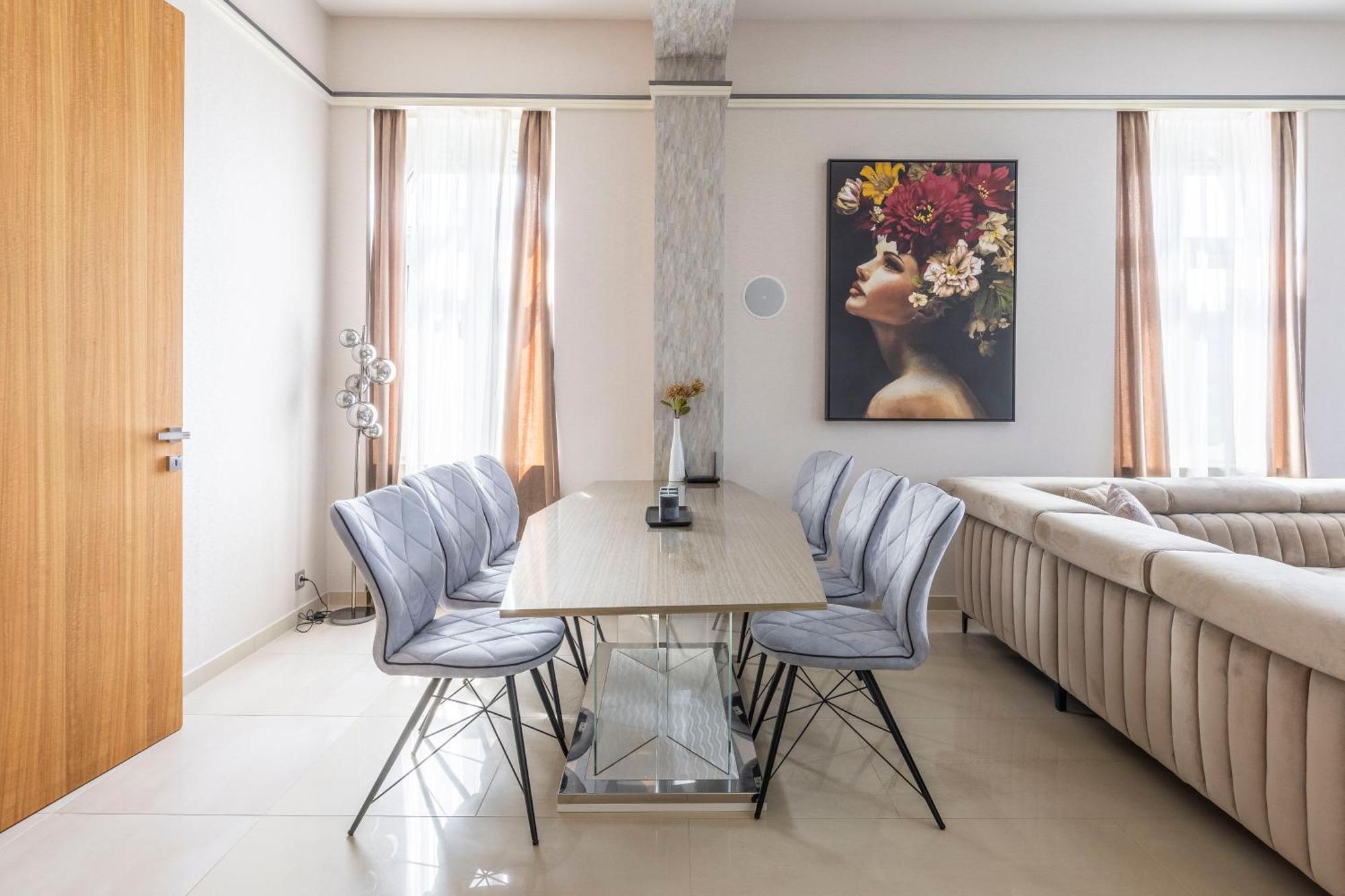 Apartment High-end Luxurious Royal In The Heart Of Budapest